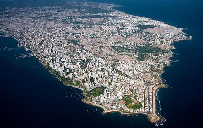 Flat Luxo Bem Localizado No Bairro Da Barra Salvador Apartment Exterior foto